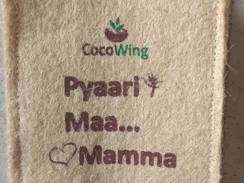 'Pyaari Maa...Mamma' Wall Mounted Jute Grow Bag , Size 6 x 7 inches - Image 2